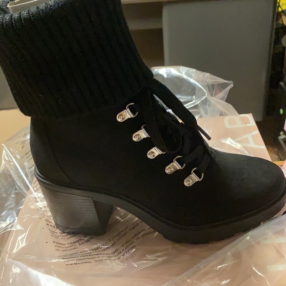Justfab BLACK or GRAY Ankle Boots with Sweater Cuff - Picture 1 of 15